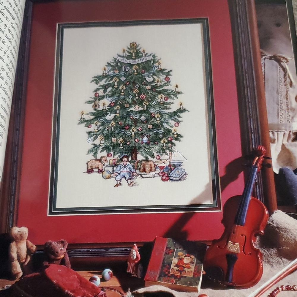Christmas Tree Craft Book - Picture 6 of 7